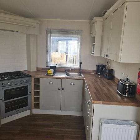 Lytham Luxe 6 Birth Caravan Weeton  Zewnętrze zdjęcie
