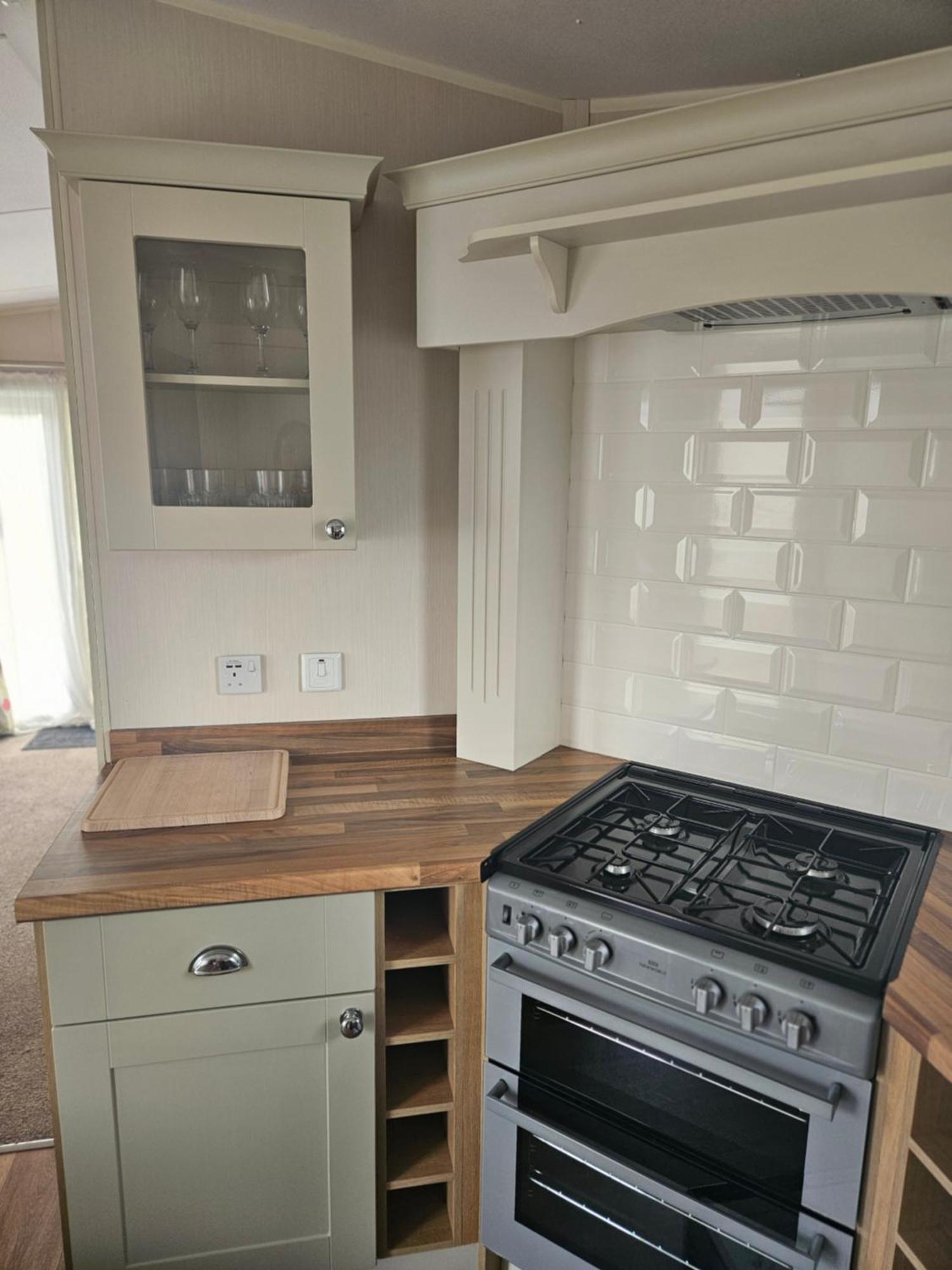 Lytham Luxe 6 Birth Caravan Weeton  Zewnętrze zdjęcie